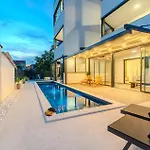 Lovely In Apartman